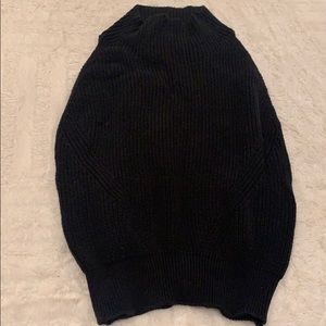 525 AMERICA small black knit funnel neck vest